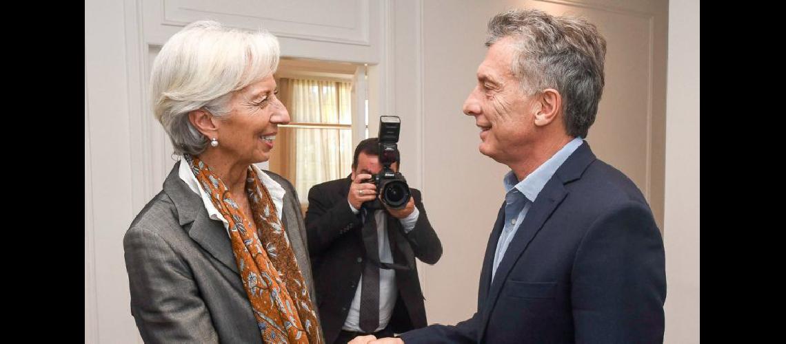 Macri ofrecer una cena a la directora del FMI Christine Lagarde (NA) 