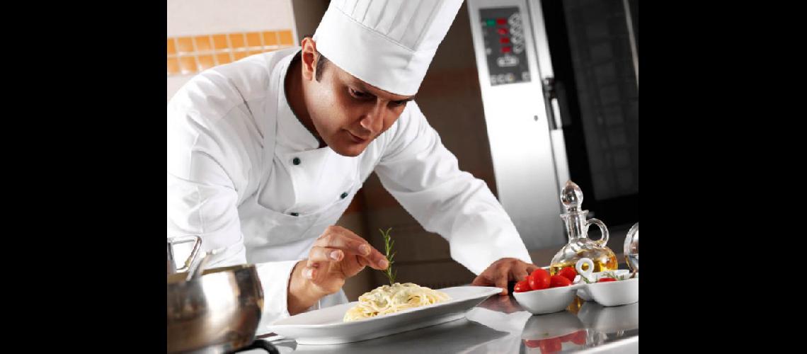  Hoy es el Día de los Gastronómicos que incluye a los trabajadores del mbito gastronómico turismo y hotelería (ARCHIVO)