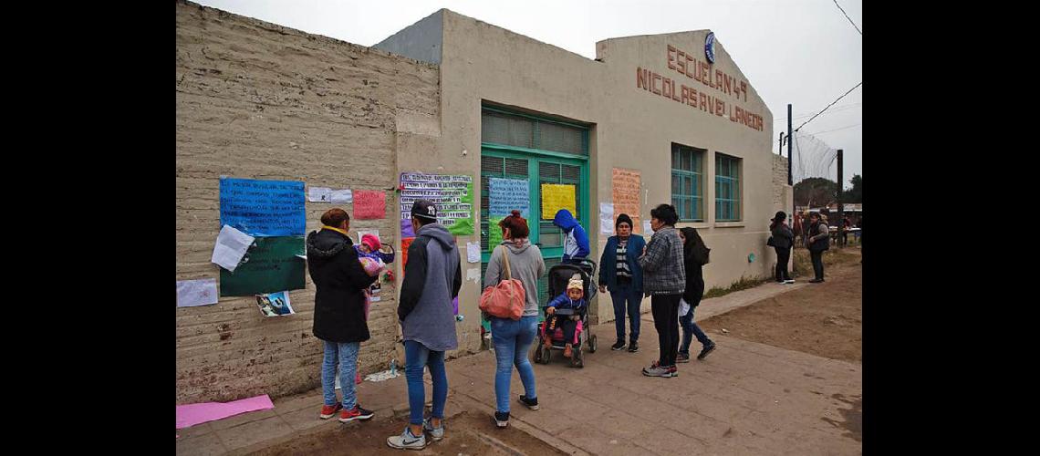 La tragedia en la Escuela Nº 49 de Moreno potenció el reclamo por la infraestructura (DIB) 