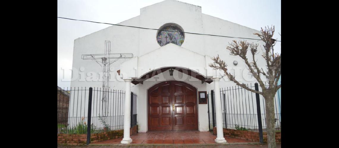  La novena conjunta se desarrolla en las capillas Santa Rosa y San Ramón  (ARCHIVO LA OPINION)