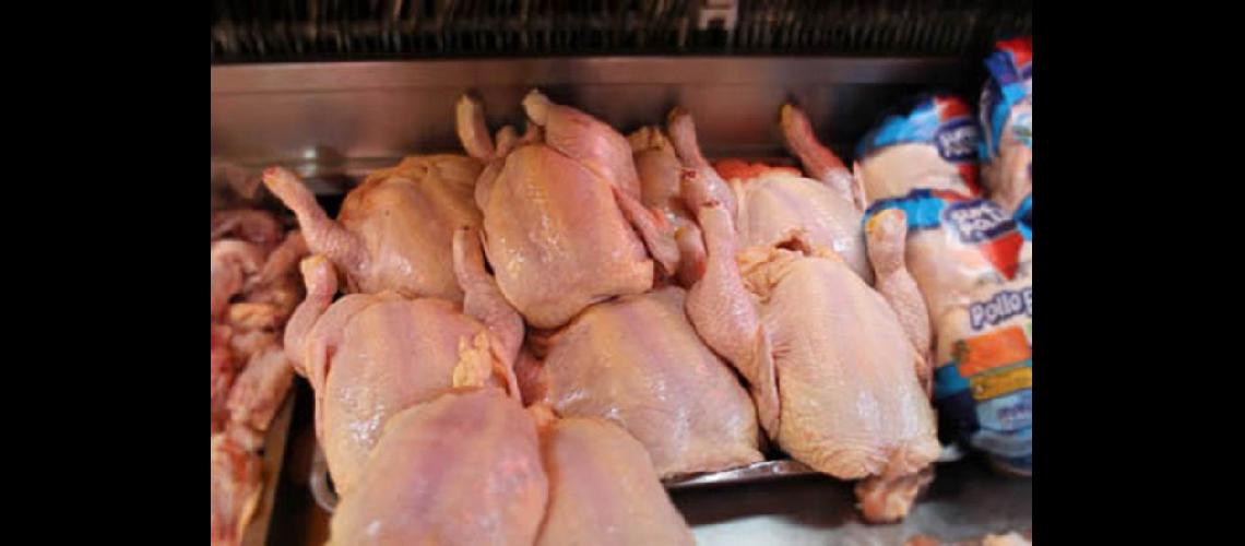  El pollo crudo aumentó un 165 por ciento durante agosto (PERFIL) 