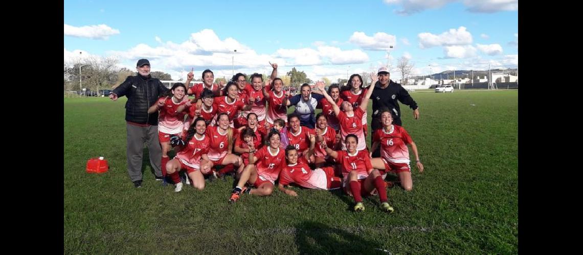  El equipo de Las Guerreras se quedó con el primer puesto al vencer en la final a La Plata por 3 a 2 (UNNOBA)