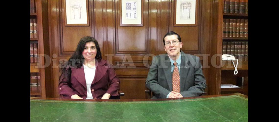  La doctora Mónica Villagra y el doctor Eduardo Lantella fueron partícipes de la modificación de la normativa (LA OPINION)