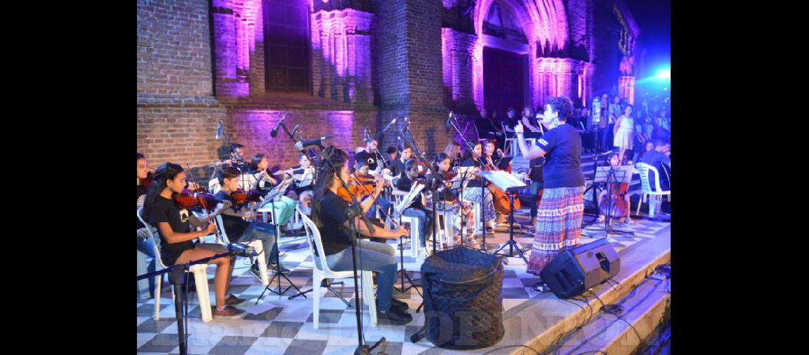  La Orquesta ofrecer un concierto para los pergaminenses que deseen acercarse a celebrar los 10 años (ARCHIVO LA OPINION)