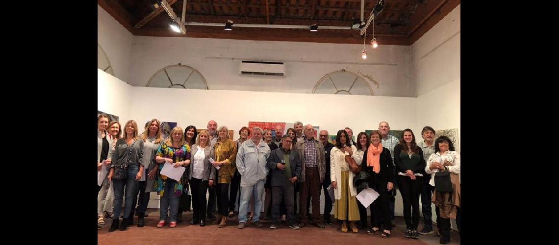  Son 58 los artistas que en esta cuarta edición del arte solidario participaron de la propuesta de Conin (CENTRO PROVIDENCIA PERGAMINO)