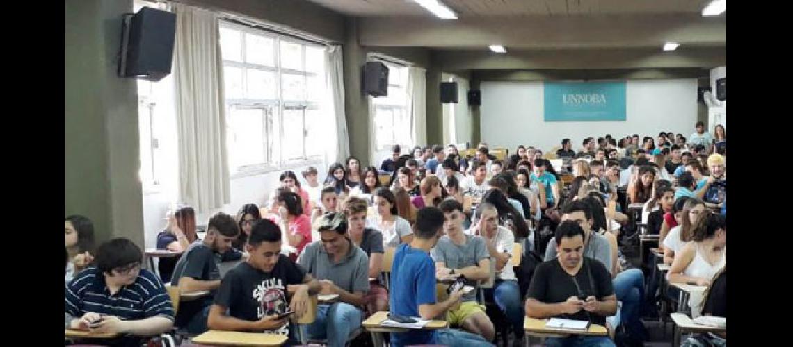  La Universidad Nacional del Noroeste de la provincia de Buenos Aires ofrece una multiplicidad de carreras (UNNOBA)