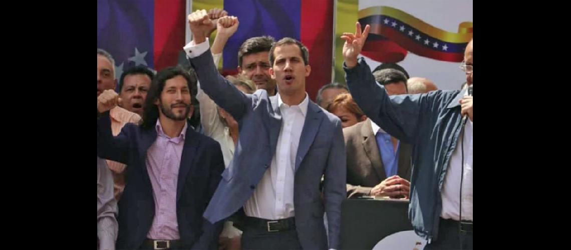  Guaidó convocó a todo el pueblo a la calle a participar el 23 de enero (INFOBAE)