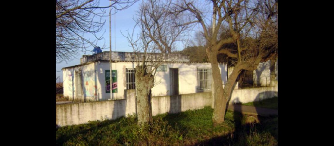  La sede de la Escuela de Educación Primaria Nº 57 de Ortiz Basualdo que en marzo cumplir cien años (LA OPINION) 
