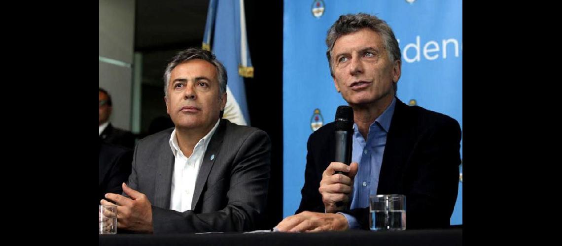  Alfredo Cornejo en sintonía con el presidente Macri (NA)