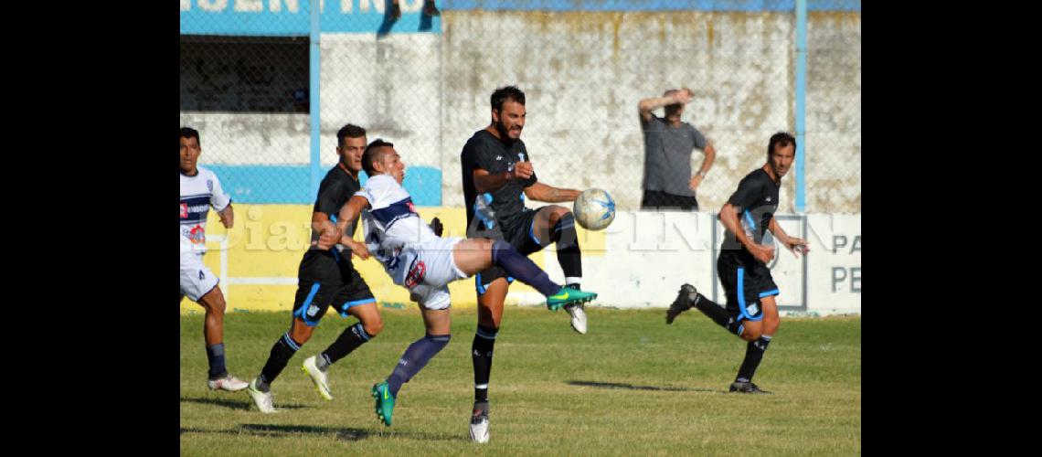  Argentino sumó ante 9 de Julio su tercer empate consecutivo en el Regional Federal Amateur (LA OPINION)