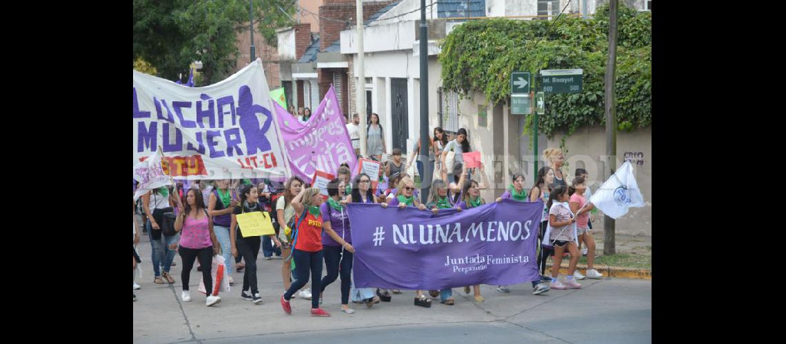  Diferentes colectivos coordinados por la Juntada Feminista confluirn en la movilización de esta tarde (ARCHIVO LA OPINION)