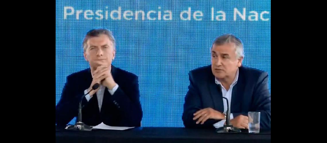  El presidente Mauricio Macri y el gobernador de Jujuy Gerardo Morales en la conferencia de prensa de ayer (NA)