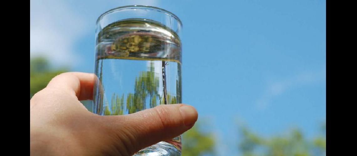  Según el informe de la ADA el agua analizada es apta para consumo humano (ARCHIVO LA OPINION)