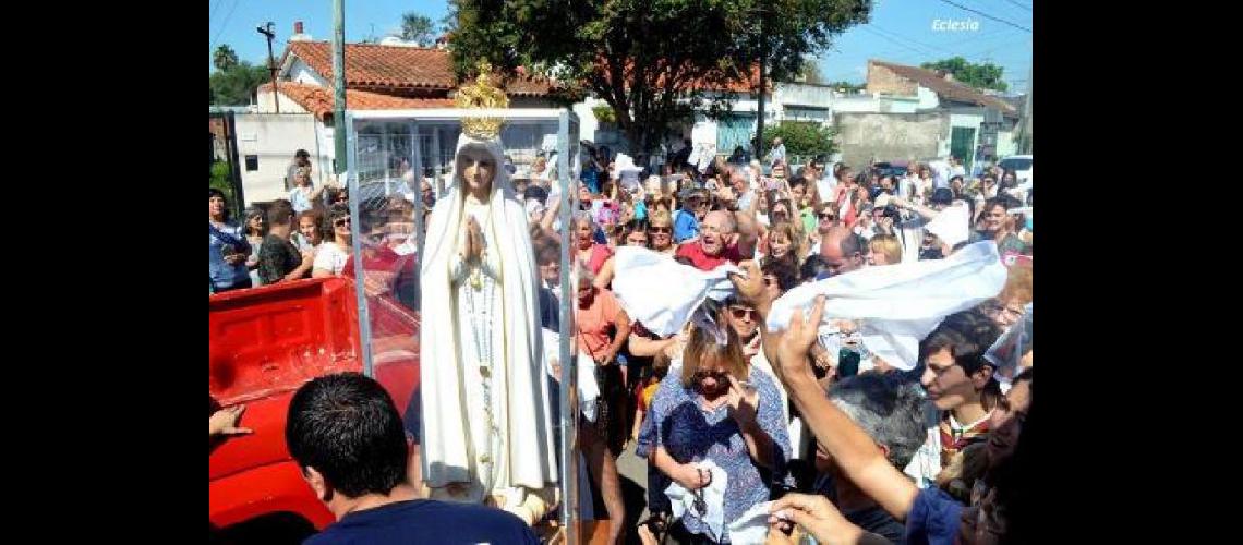  A principios de abril la imagen  de la Virgen llegó a Argentina Desde ese momento recorre el país  (GAUDIUM PRESS)