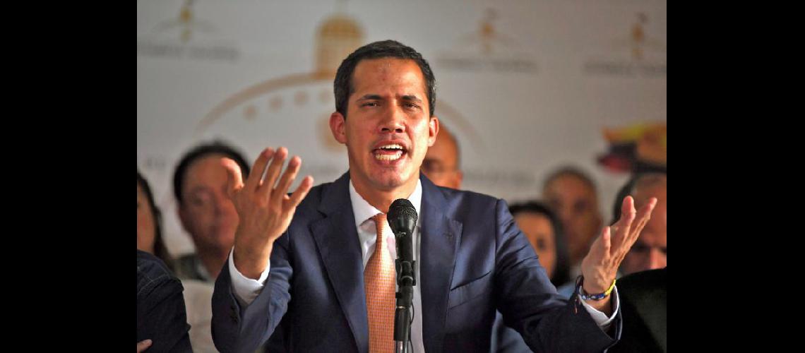  Guaidó- Es cínico decirle a Venezuela que van a ampliar un período de una Constituyente que no existe (NA -ARCHIVO-)  