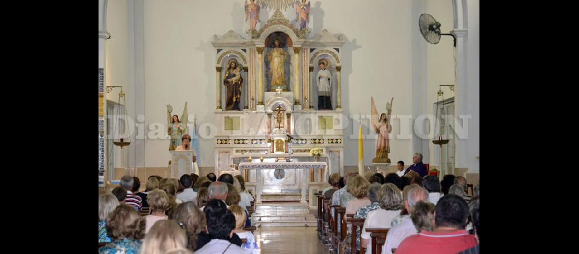  Las misas durante la novena tendrn lugar en la Capilla del Colegio Nuestra Señora del Huerto (ARCHIVO LA OPINION)