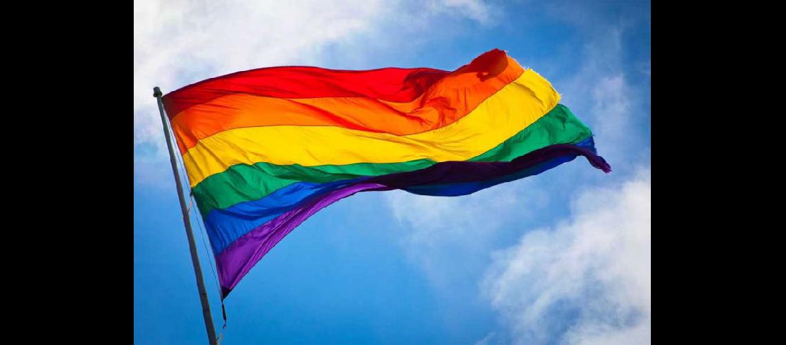  El origen del día se remonta a 1969 cuando la policía de Nueva York dirigió una redada contra el pub Stonewall (SOY HOMOSEXUALCOM)