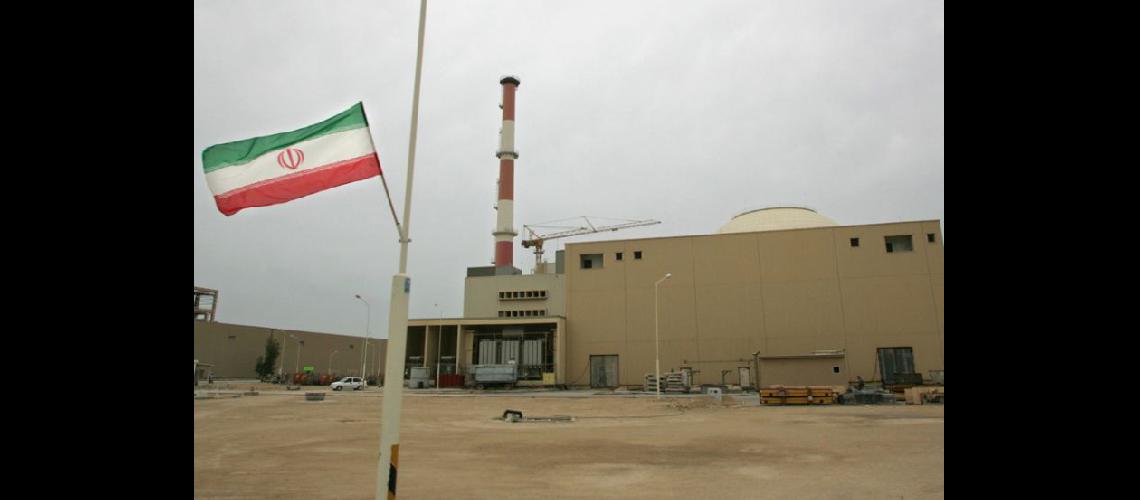  Irn podría llegar al 5-en-porciento- el nivel necesario para producir combustible para la central nuclear en Bushehr (NA -ARCHIVO-)