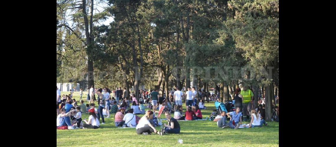  Por primera vez Pergamino tendr su fiesta de la Primavera en el Parque España (LA OPINION)  