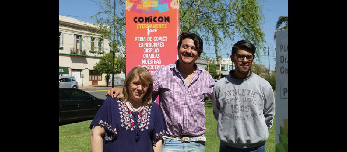  Los organizadores- en el Museo Giuníppero Castellano se desarrollar Pergamino Comicon (MUNICIPIO DE PERGAMINO)