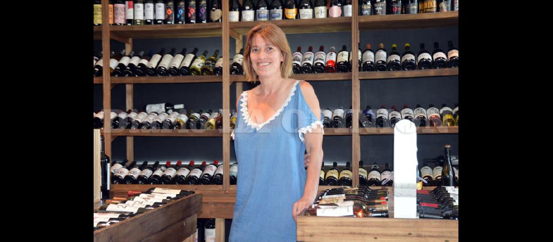  Valeria Selva de la vinoteca Boutique Wine es una de las organizadoras del evento (LA OPINION)