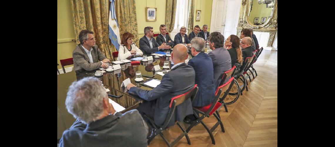  El presidente Mauricio Macri encabezó ayer una reunión de Gabinete (NA)