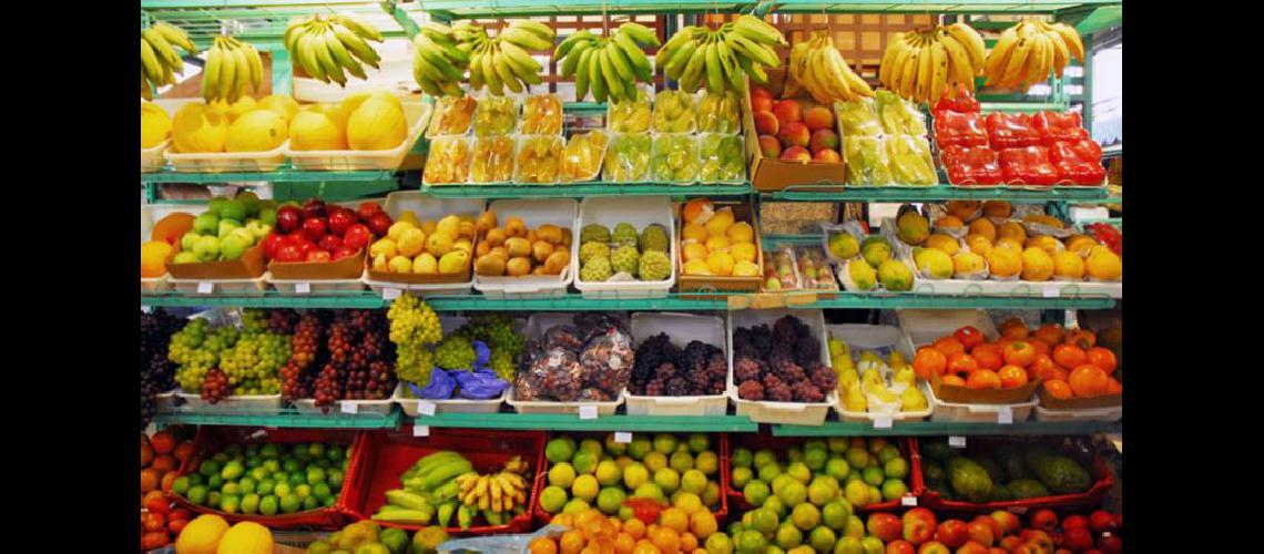  Las frutas y verduras advirtieron en noviembre el mayor incremento registrado en el año con un 354 por ciento (ARCHIVO) 
