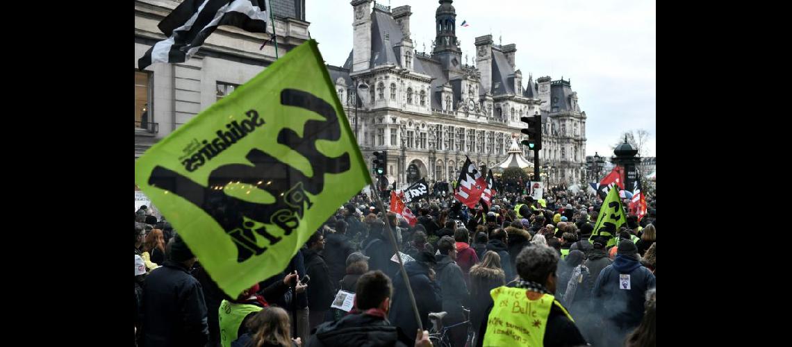  Las protestas de ayer se centraron en París pero también en Rennes Le Mans Nancy y Saint-Etienne (AFP) 