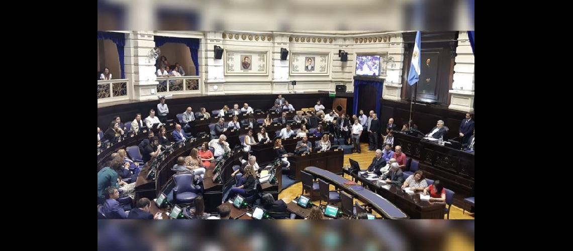  Anoche Diputados de la Provincia refrendó las modificaciones al proyecto de ley en una sesión exprés (NOTICIAS ARGENTINAS)