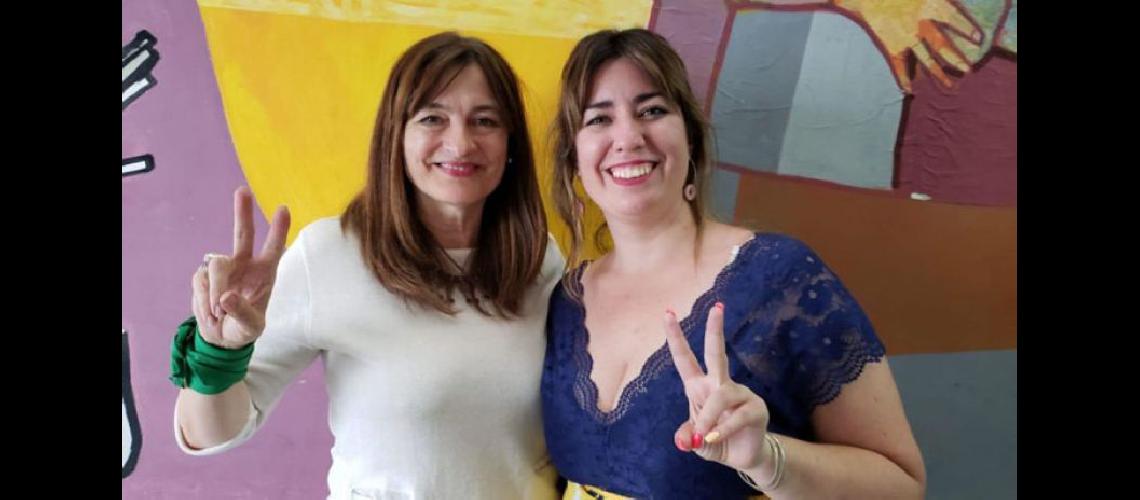  Lucía Portos (derecha) junto a Estela Díaz caras visibles del Ministerio de las Mujeres  (CODIGO BAIRES)