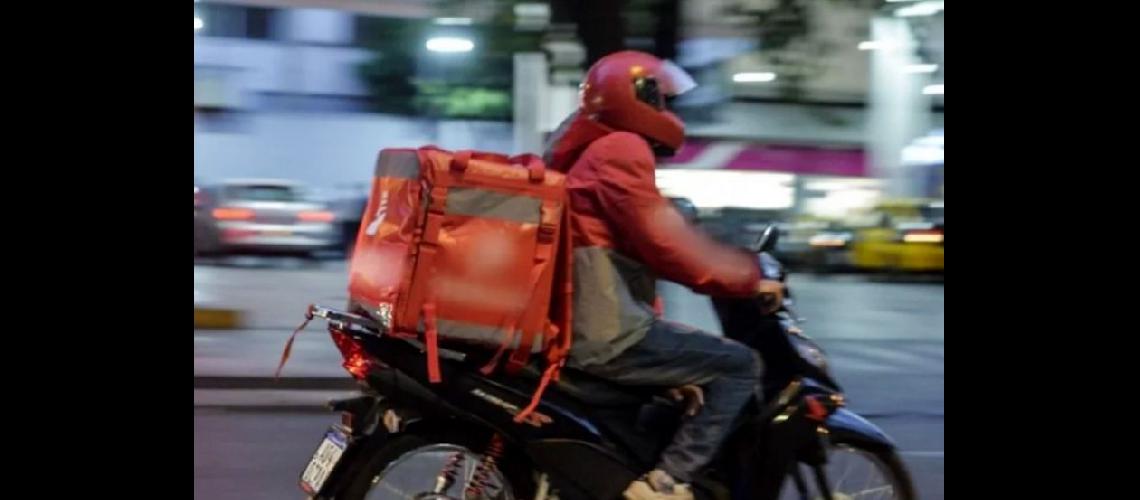  Los sujetos se llevaron la motocicleta y la recaudación de un joven que repartía pizza (EL CIUDADANO)