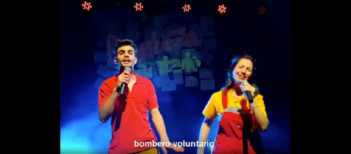  Francisco Doyen y Cora Tulliani cantan en el nuevo musical Bombero Voluntario (VELERITO CONTENIDO)