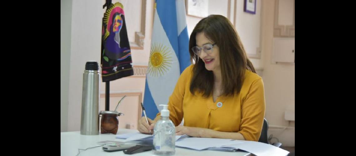  Estela Díaz ministra de las Mujeres Políticas de Género y Diversidad Sexual (DIB)