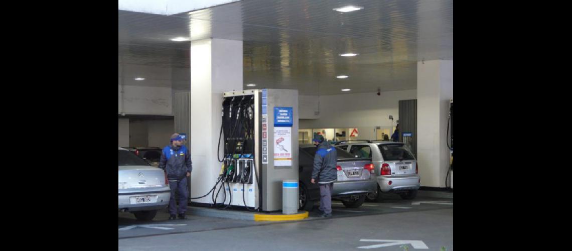  El precio de los combustibles otra vez en la mira (DIB)