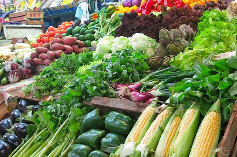 Una vez m�s las frutas y verduras vuelven a incidir en el promedio final de inflación correspondiente a abril
