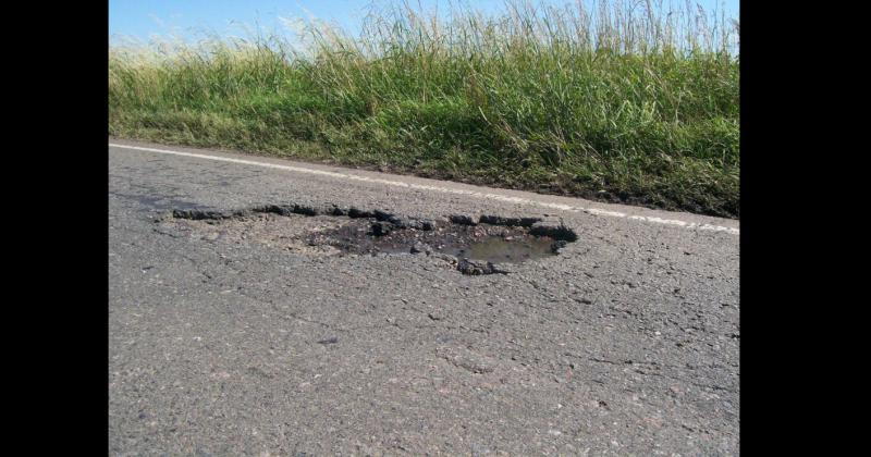 Tanto en la ruta provincia Nº 32 camino a Rosario como en el tramo Guerrico- Acevedo de la carretera Nº 188 el deterioro genera un riesgo vial perm