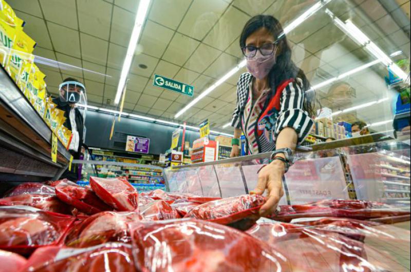 El Gobierno formalizó este jueves el cierre de exportaciones de carne vacuna dispuesto por el presidente Alberto Fernndez