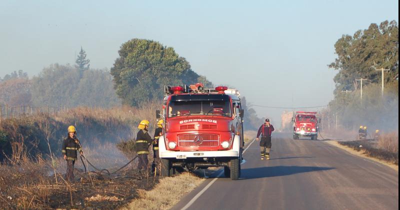 Los Bomberos Voluntarios de Pergamino realizan un noble labor para con la comunidad