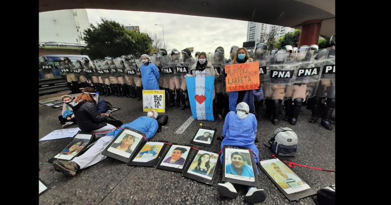 Los trabajadores de la Salud del Área Metropolitana de Buenos Aires también se manifestaron
