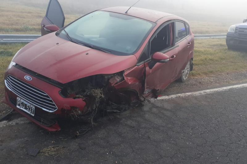  La conductora del Ford Fiesta de 36 años debió ser trasladada al Hospital San José