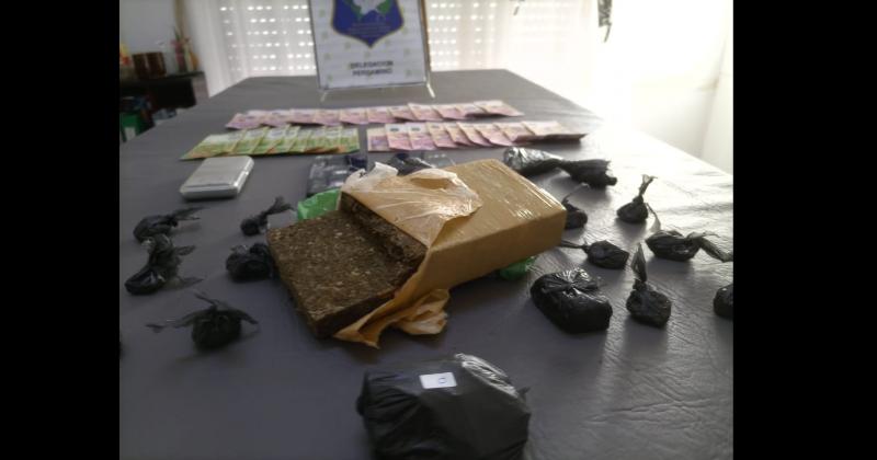 Cocaína un arma y pastillas se incautaron en los allanamientos del barrio 12 de Octubre