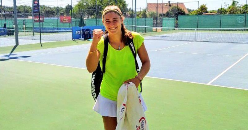 Julia Riera continúa demostrando sus progresos en el torneo W25 de Ourense