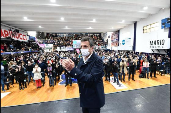 Sergio Massa encabezó desde Junín uno de los tres actos en simultneo con los que el Frente de Todos cierra la campaña antes de las Paso en la provincia de Buenos Aires