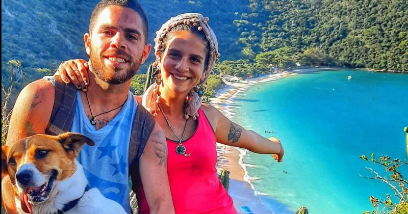 Valentina Juan y Chacho en las playas de Brasil