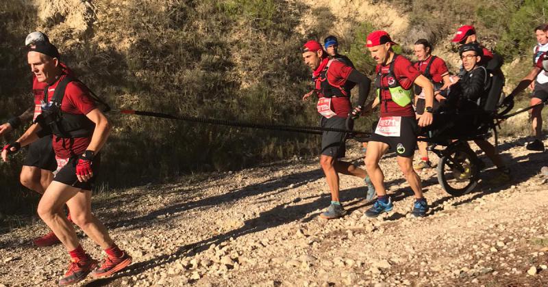 Raimundo Nus participoacute con el equipo Ni  Ni - Iguales en el Trail Solidari de Alcoi