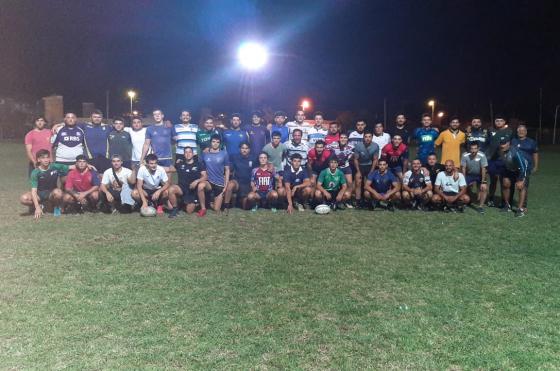 El plantel superior completó tras el último entrenamiento antes de la gran final de este tarde ante Cha Roga