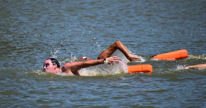 Patricio D`Ottavio fue sexto en la general en la competencia de 4500 metros que se disputó en La Isla  