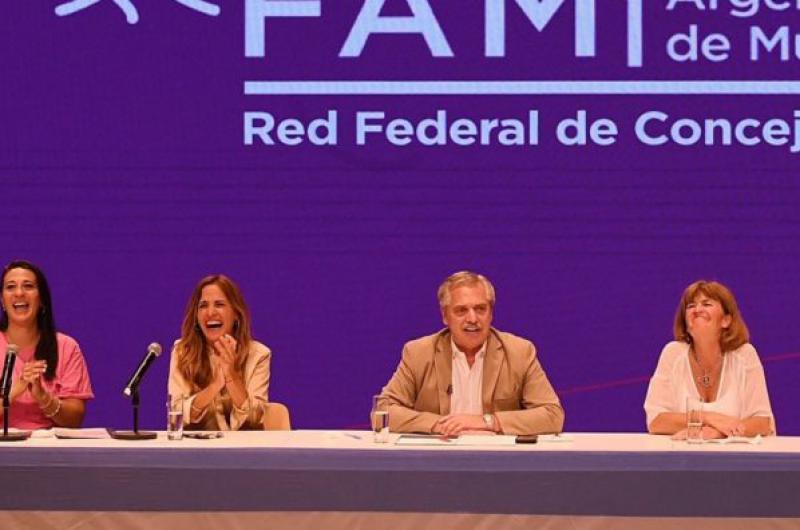 Fern�ndez se refirió a la negociación con el FMI en el marco del Encuentro Federal de Concejalas e Intendentas de la Federación Argentina de Municipios