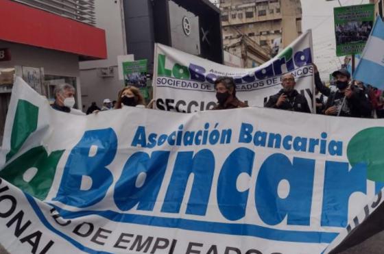 El paro de los bancarios no pudo ser detenido a pesar de las reuniones e intentos en el Ministerio de Trabajo