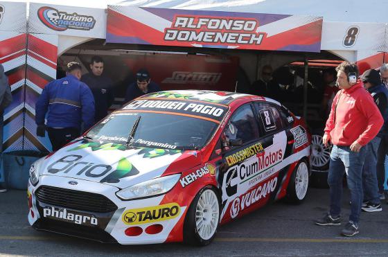 El Ford Focus de Alfonso Domenech listo para salir a pista en La Rioja